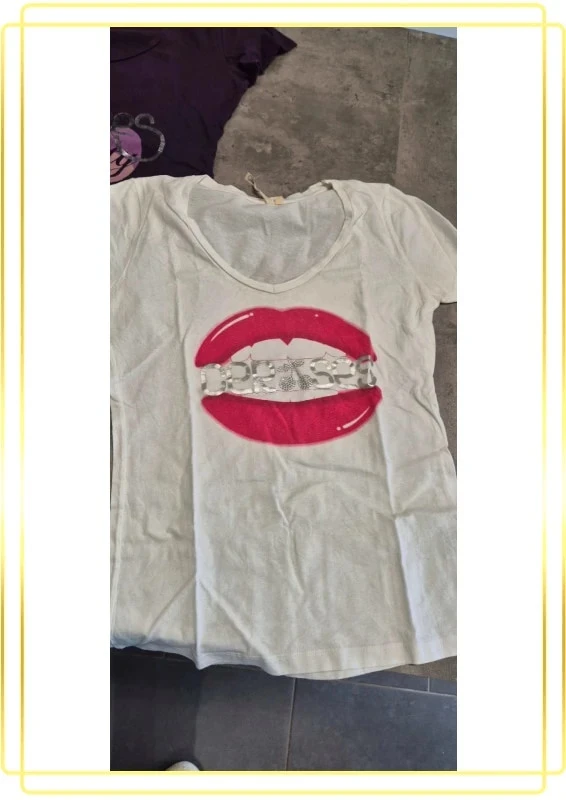 T-shirts – photo 3